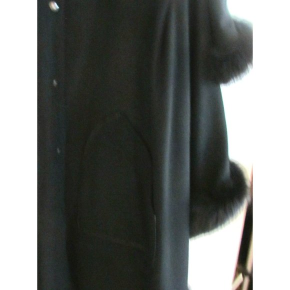 Designer Bloomingdales Black Wool & Fox Fur Trim Snap Front Cape Coat M/L - Picture 13 of 14